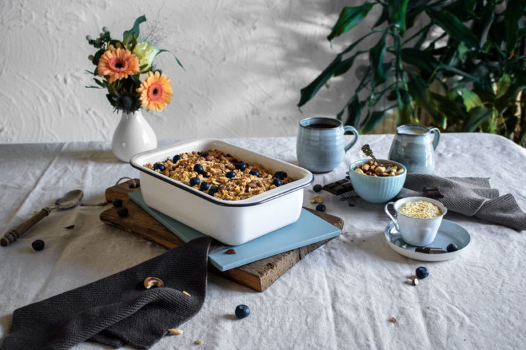 Kirsch-Blaubeer Crumble (glutenfrei &amp; vegan) | Freiknuspern