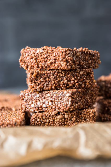 Glutenfreie und vegane Schoko Quinoa Schnitten ohne Backen